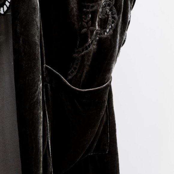 Johnny Was Embroidered Grey Velvet Coat - Picture 7 of 9